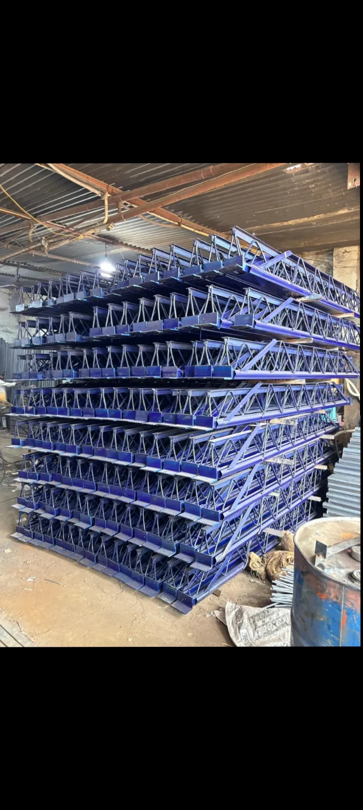 Real Acrow telescopic support prop